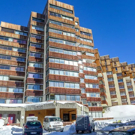 Apartment Serac S4 By Interhome